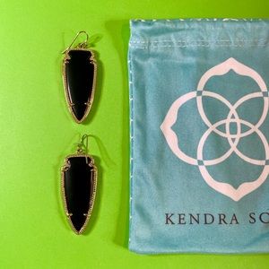 Kendra Scott black Skylar arrowhead earrings